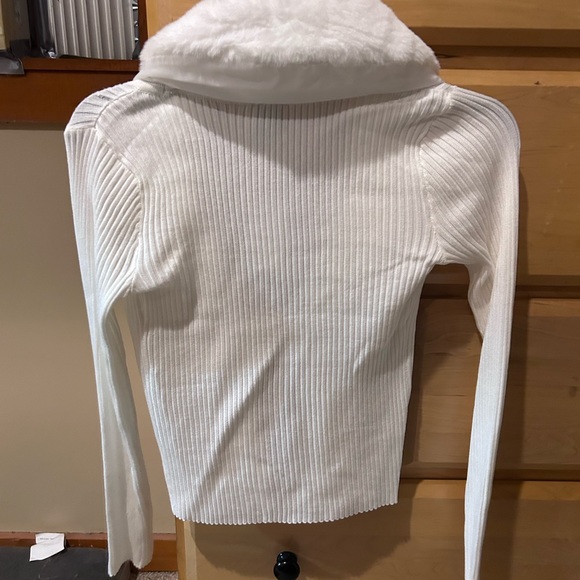 Snow Queen - Picture 2 of 4